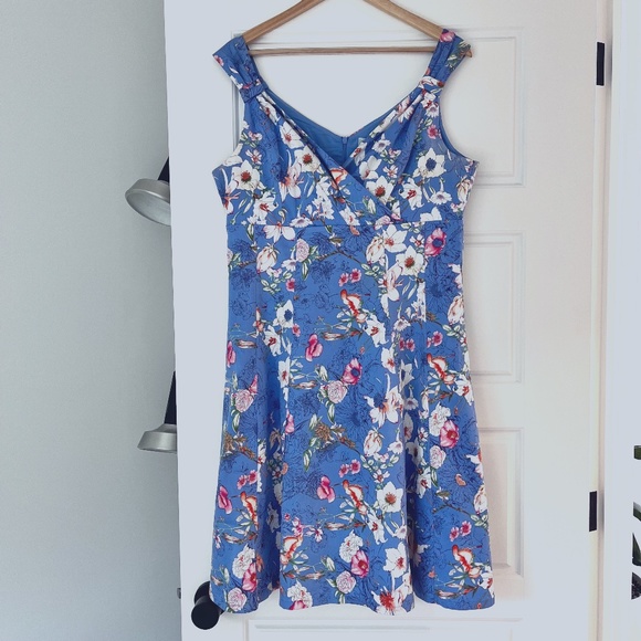 Cleo Petite Floral Sleeveless Cotton Dress - Picture 1 of 12
